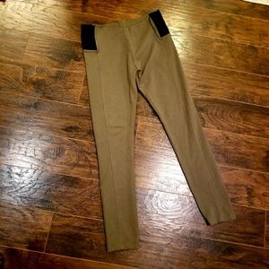 Olive Drag Leggings / Skinny Pants